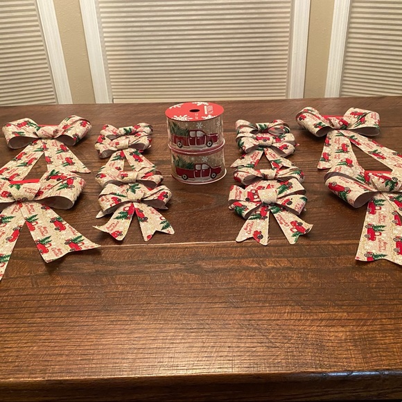 Christmas Farmhouse Red Truck With Christmas Tree Bows & Christmas Ribbon Set - Picture 2 of 16